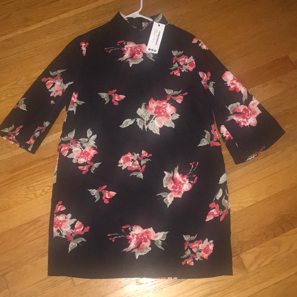 Black floral shift dress